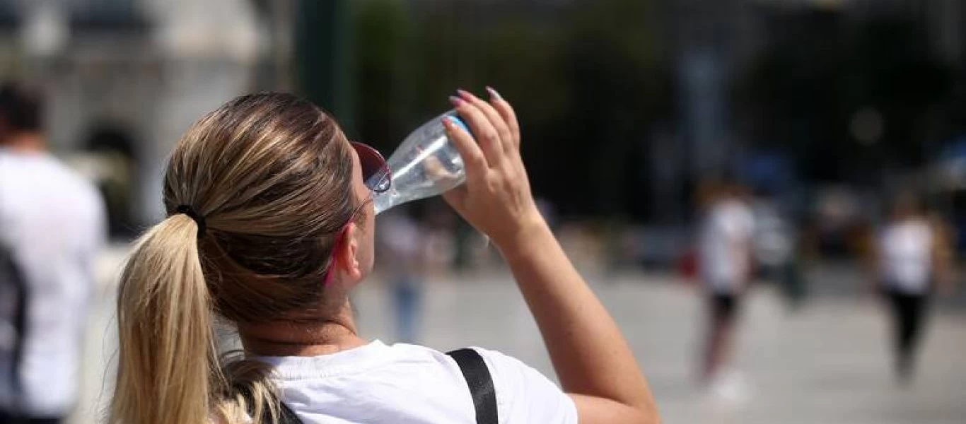 Πτήση με θερμική κάμερα πάνω από την Αθήνα εν μέσω καύσωνα (βίντεο)